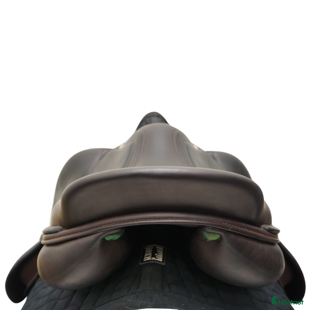 Sadlar hästutrustning till salu: Amerigo HC Pinerolo 17,5" i Upplands Väsby - Annons 3