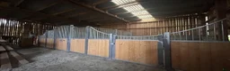 Stallinredning, stängsel & gård övrig utrustning till salu: 3 snygga boxar till bra pris - Annons 2