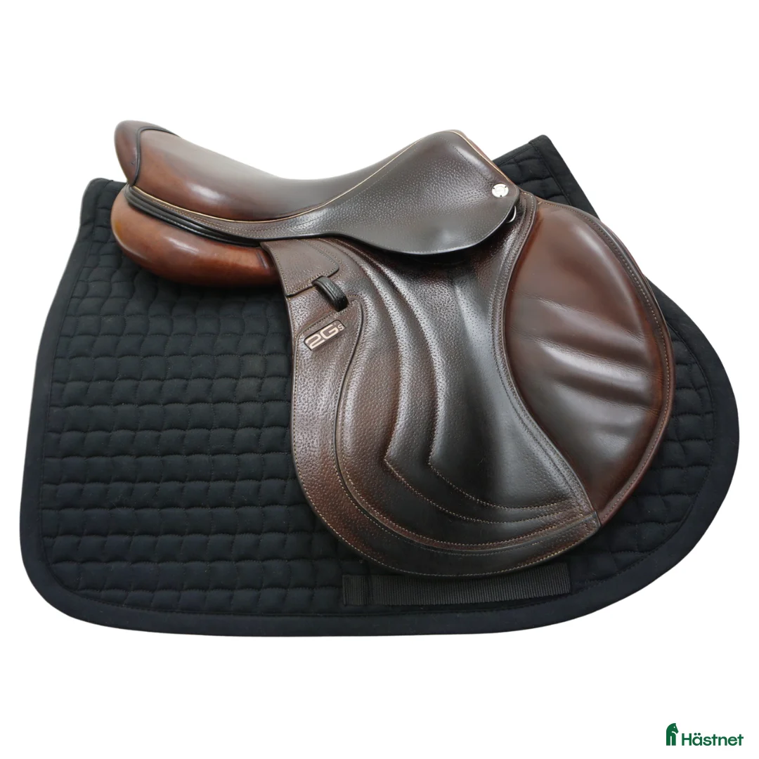 Sadlar hästutrustning till salu: CWD 2Gs Mademoiselle 17,5" - Annons 2