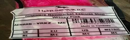 Täcken hästutrustning till salu: Nytt Newmarket Ridtäcke - Witney Pink - Annons 3