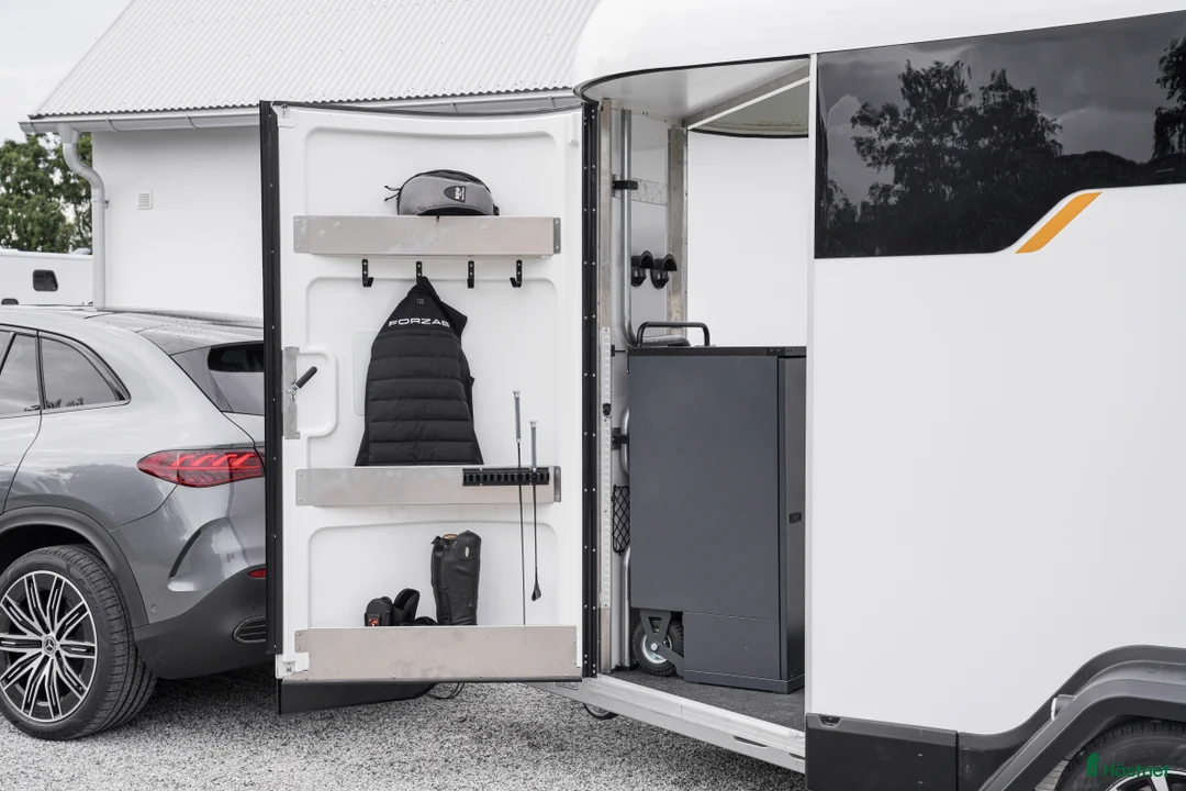 Hästtransporter  fordon & transport till salu: Forzab EQ 3 Reverse i Harestad - Annons 7