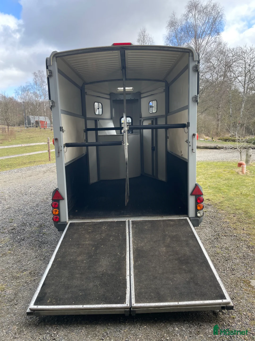 Hästtransporter  fordon & transport till salu: IFor Williams HB27  - Annons 3