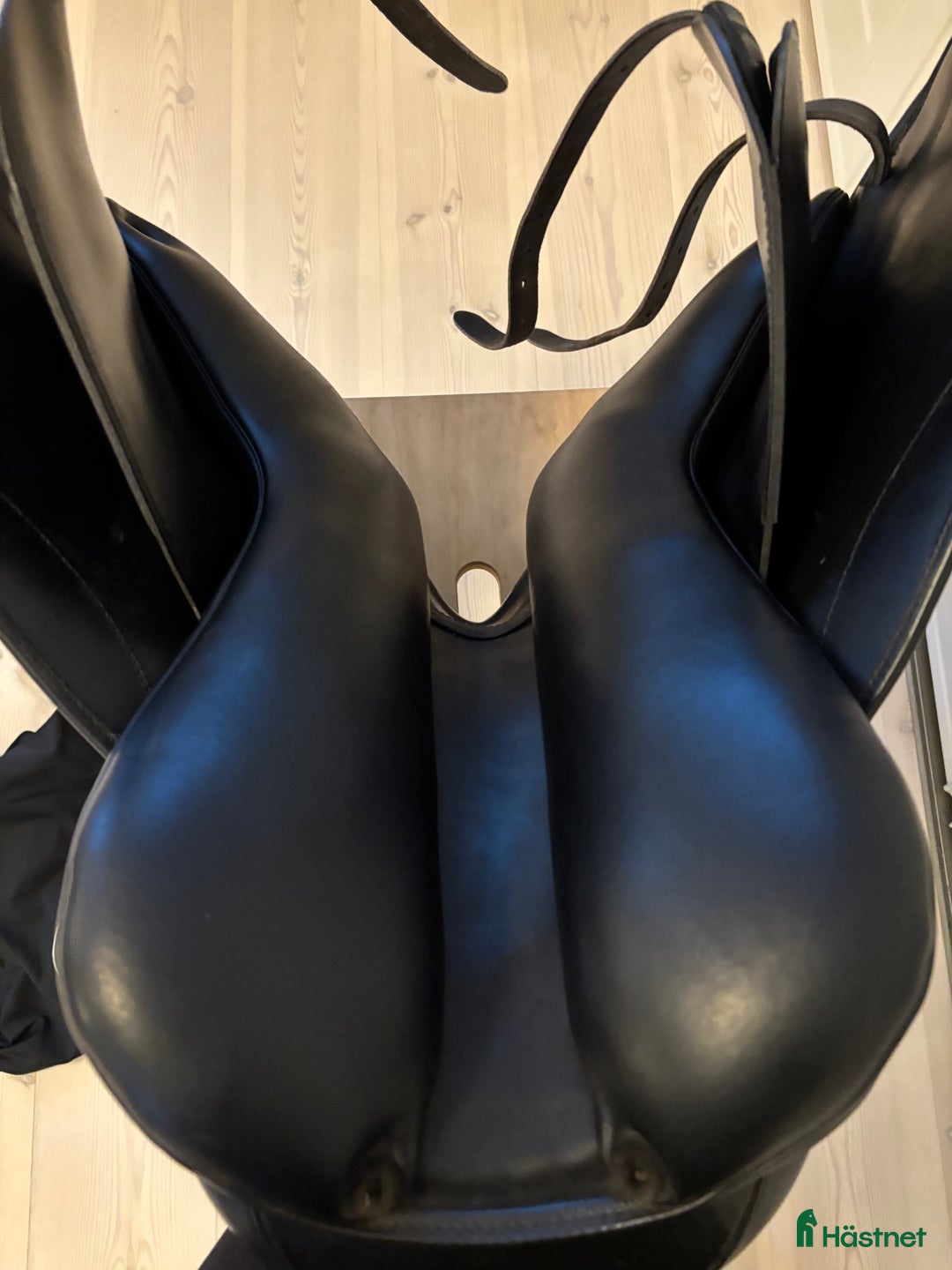 Sadlar hästutrustning till salu: Eques X i Klagshamn - Annons 6