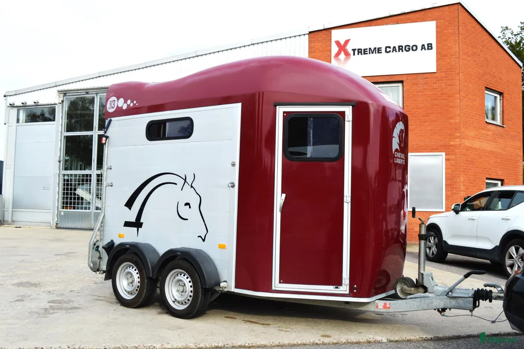 Hästtransporter  fordon & transport till salu: Cheval Gold 3 2020 Totalvikt 2600kg - Annons 1
