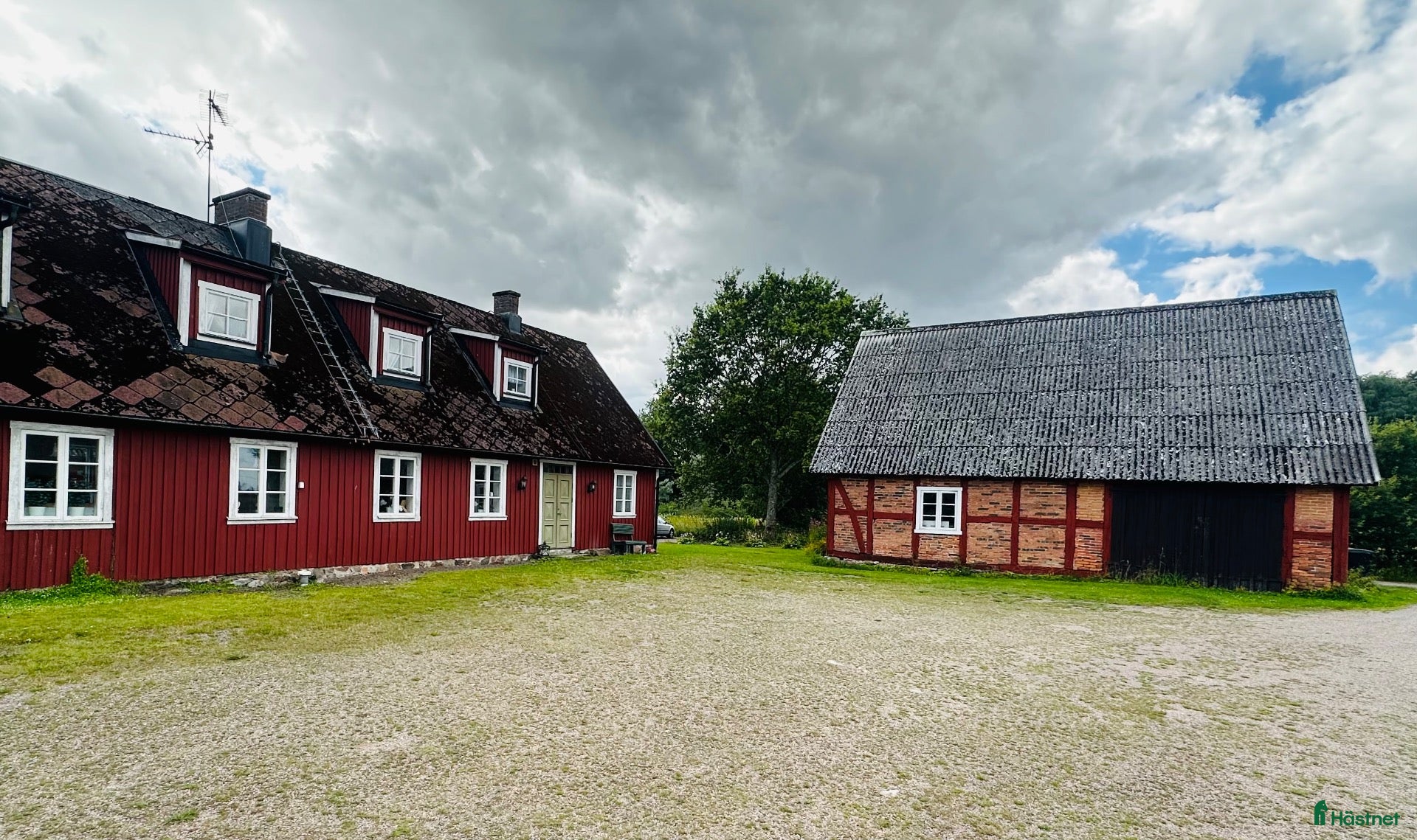  hästgårdar till salu: Uthyres lägenhet och boxar i nordvästra Skåne  - Annons 1