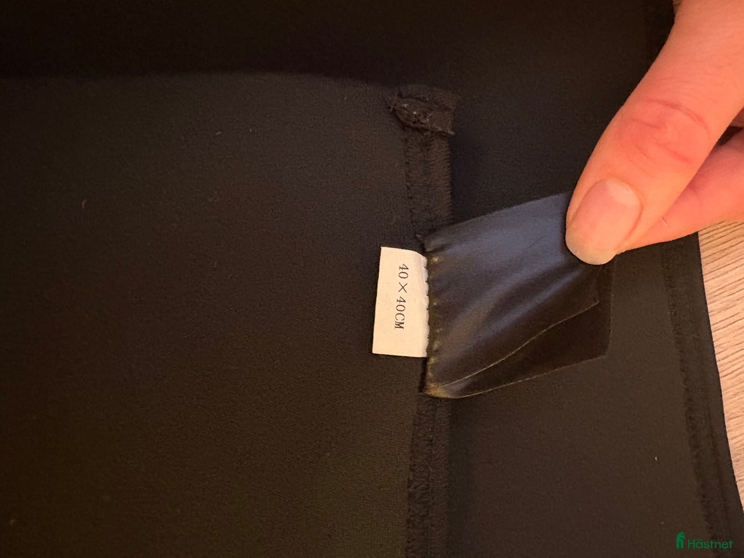 Benskydd hästutrustning till salu: BoT bandageunderlägg 40x40 (standard) i Ydre - Annons 3