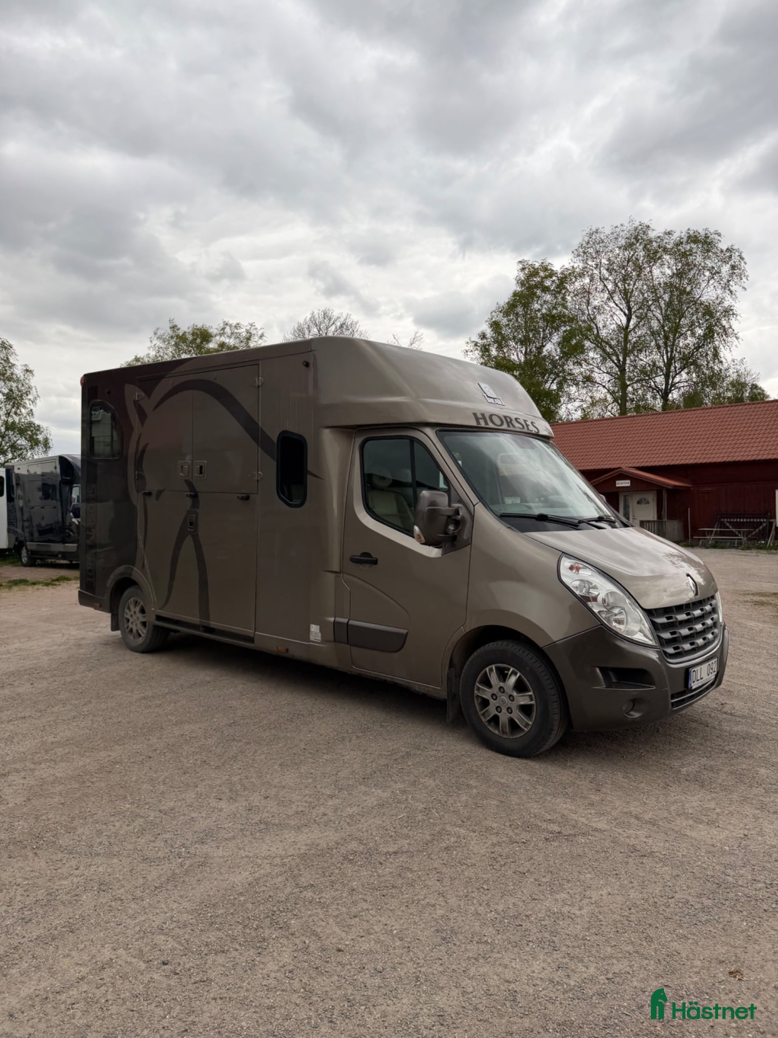 Hästlastbilar  fordon & transport till salu: Hästlastbil b-kort theault - Annons 8