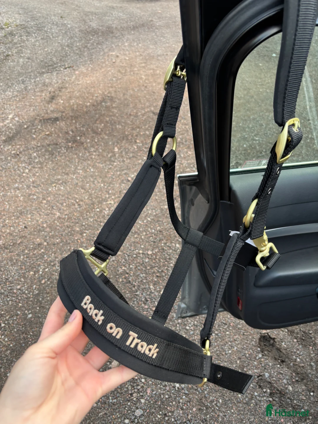 Övrig Hästutrustning hästutrustning till salu: Back on track grimma - Annons 3
