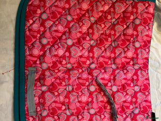 Schabrak & Vojlockar hästutrustning till salu: Kul 💕allround schabrak st full i Lund - Annons 2