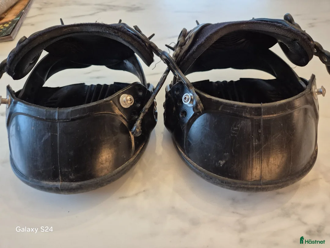 Övrig Hästutrustning hästutrustning till salu: Evo boots  i Nordmaling - Annons 1