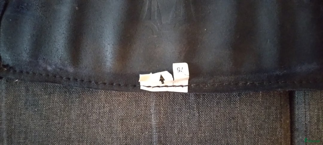 Sadeltillbehör hästutrustning till salu: Mattes Crescent Slim Line 70cm i Norrtälje - Annons 2