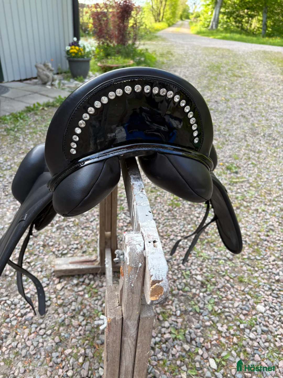 Sadlar hästutrustning till salu: Dressyrsadel - Annons 1