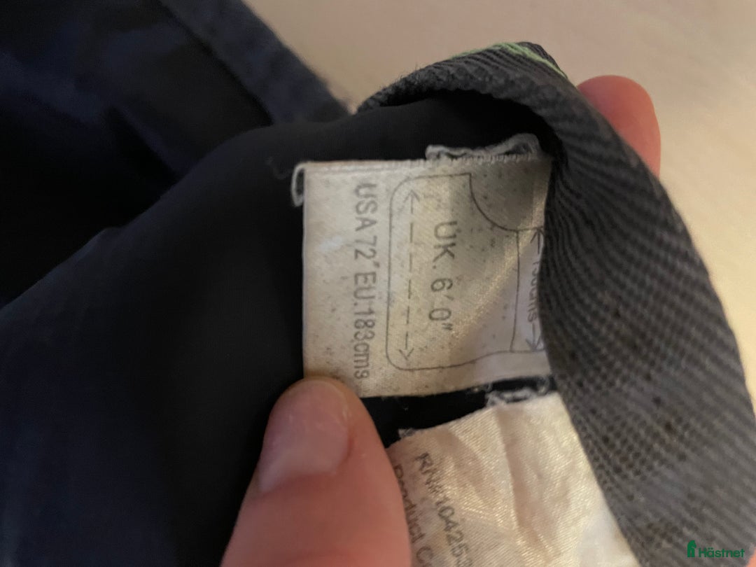 Täcken hästutrustning till salu: Regntäcke från Amigo!  i Strandbaden - Annons 2