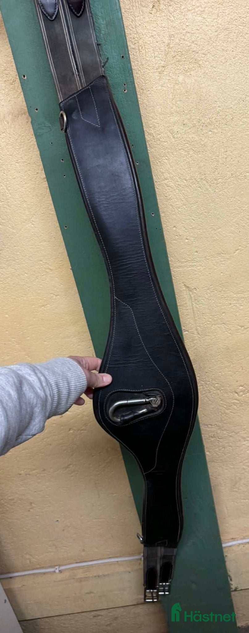 Sadeltillbehör hästutrustning till salu: Brun anatomisk lädergjord 140 cm - Annons 2