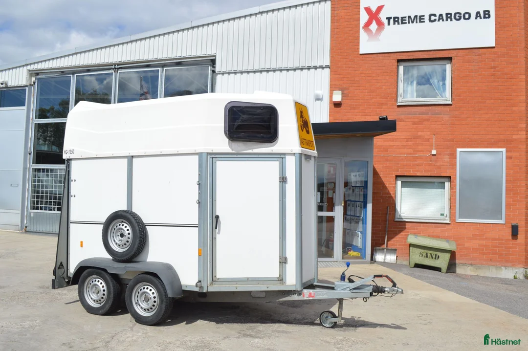Hästtransporter  fordon & transport till salu: Värmlandsvagnen Gaupen 2020 Totalvikt 1800kg - Annons 1