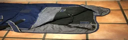 Täcken hästutrustning till salu: Vintertäcke "Protector Outdoor" 115 cm i Veberöd - Annons 3