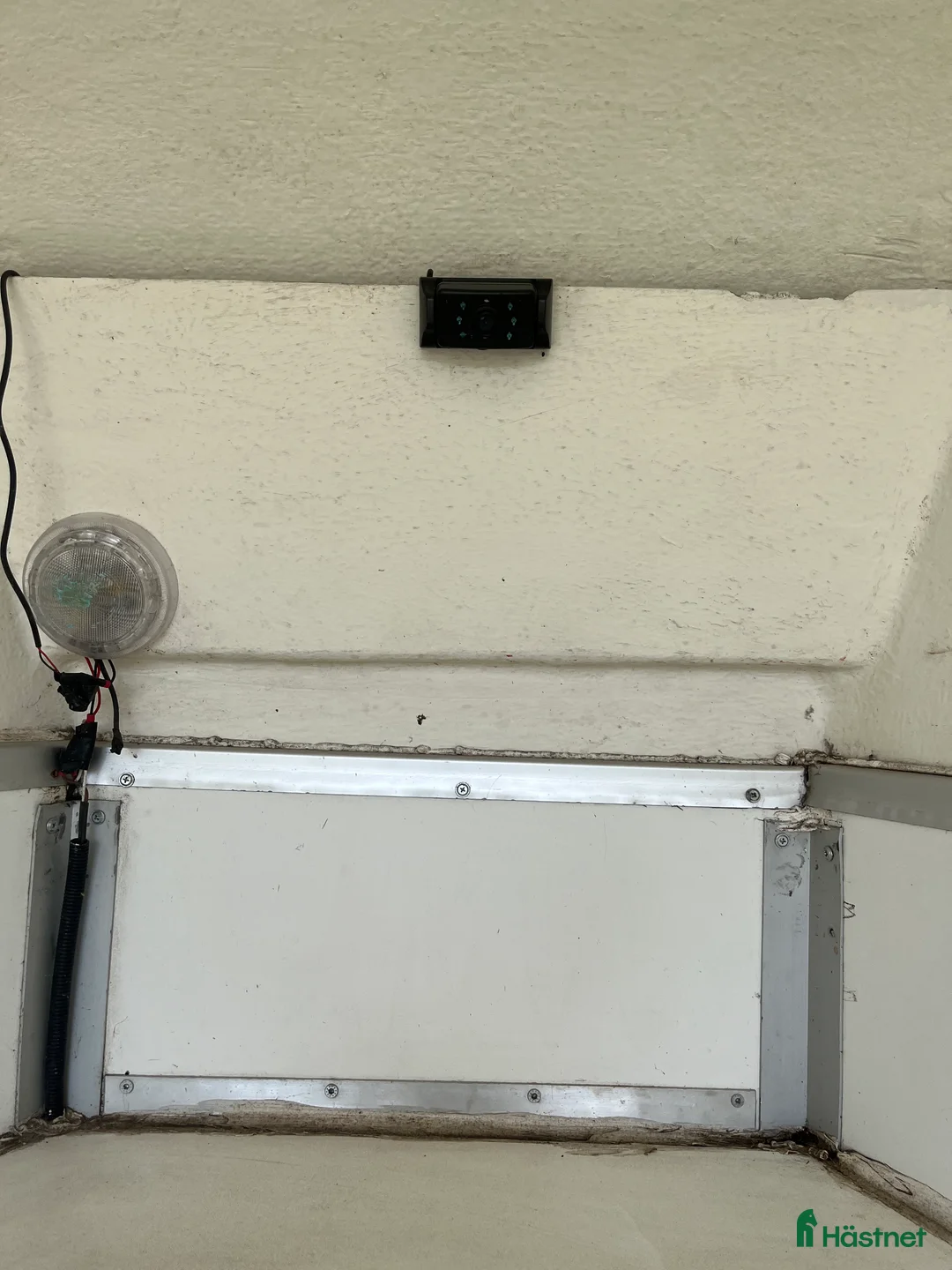 Hästtransporter  fordon & transport till salu: Välskött Thule Royal XT hög lastvikt - Annons 7