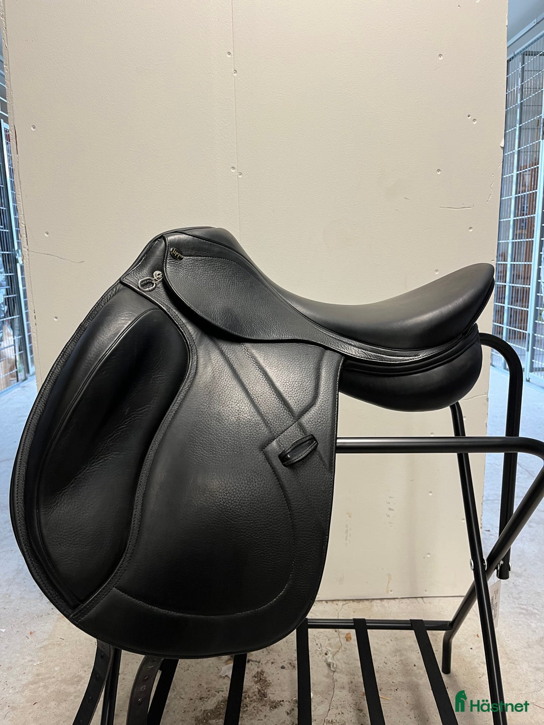 Sadlar hästutrustning till salu: Lippo Azzario Supreme i Ystad - Annons 1