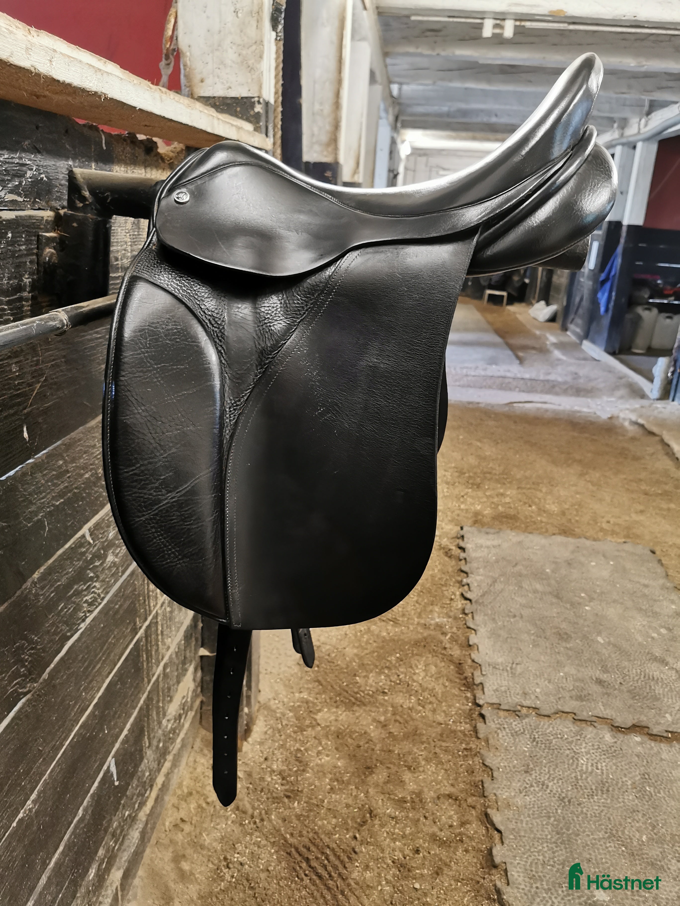 Sadlar hästutrustning till salu: Dressyrsadel Morris &amp; Nolan 16&quot; bomvidd 32 i Huddinge - Annons 8
