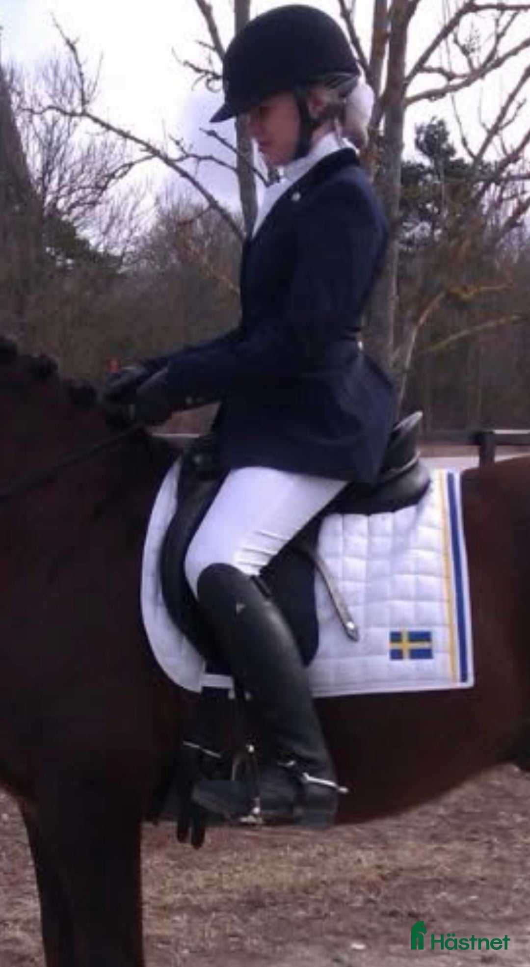 Jackor & Kavajer ryttarutrustning till salu: RIDKAVAj FRÅN PIKEUR I NYSKICK! i Stånga - Annons 2