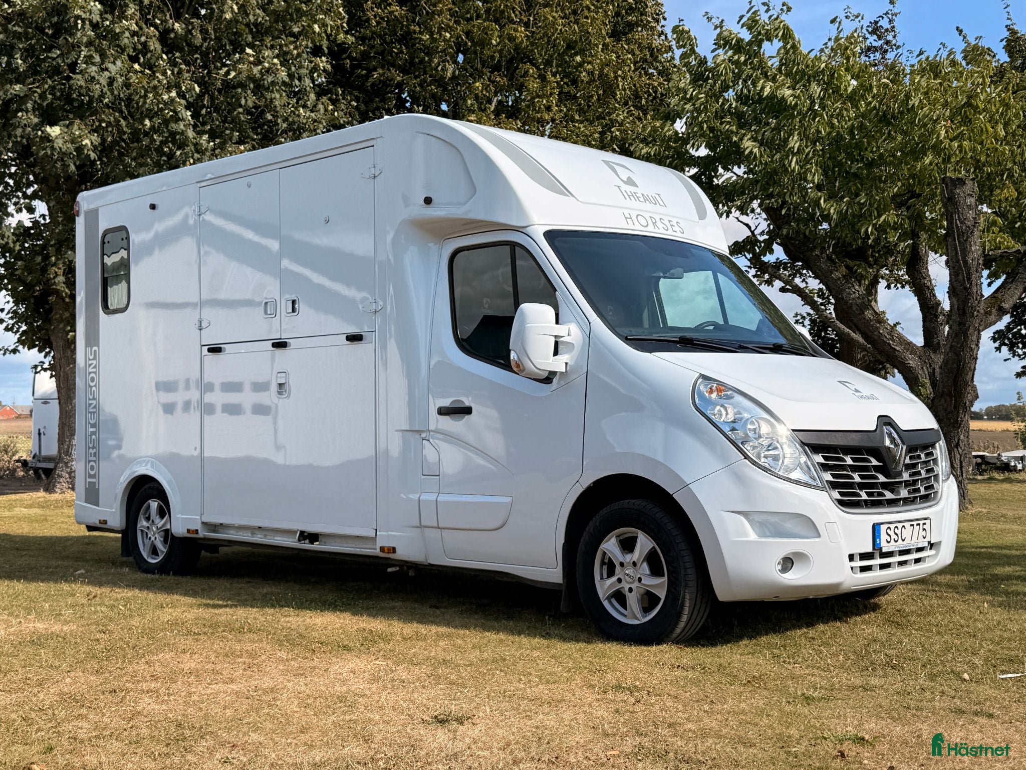 Hästlastbilar  fordon & transport till salu: Renault Theault Horsepartner hästlastbil - Annons 2