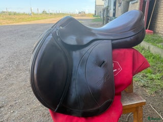 Sadlar hästutrustning till salu: Equipe Expression med Kalvskinn i Vellinge - Annons 7