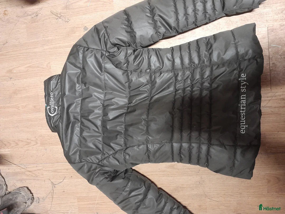 Jackor & Kavajer ryttarutrustning till salu: Vinter ridjacka  i Munka-ljungby - Annons 2