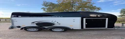 Hästtransporter  fordon & transport till salu: 1,5 hästars Cheval b-körkort hästtransport  - Annons 1