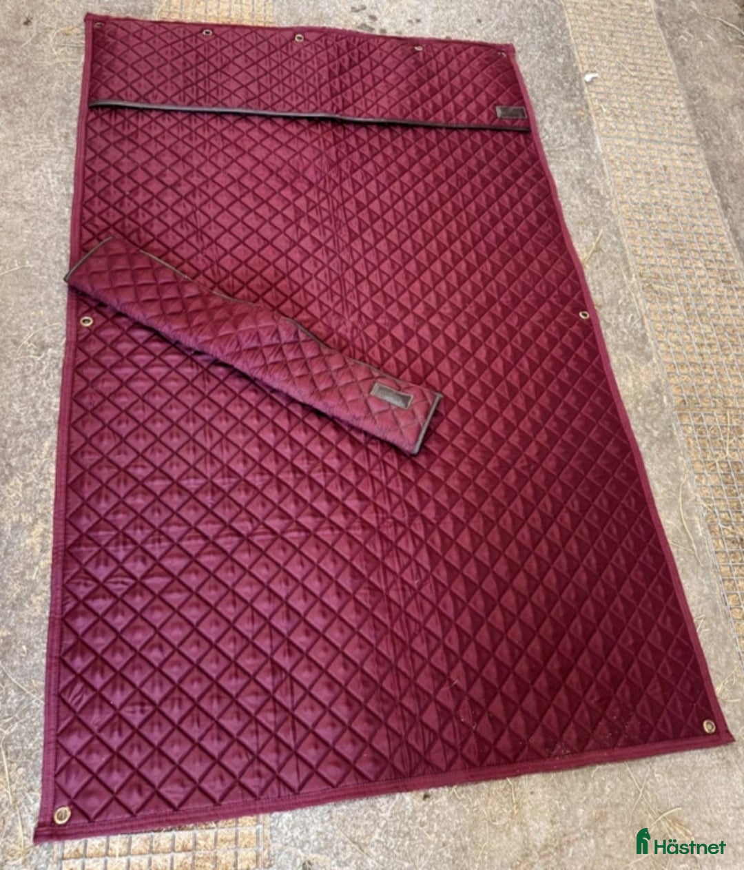 Stallinredning, stängsel & gård övrig utrustning till salu: Boxgardin och boxskydd Bordeaux i Åmotsbruk - Annons 1