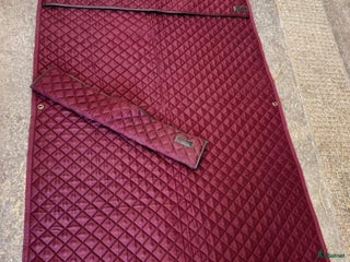 Stallinredning, stängsel & gård övrig utrustning till salu: Boxgardin och boxskydd Bordeaux i Åmotsbruk - Annons 1