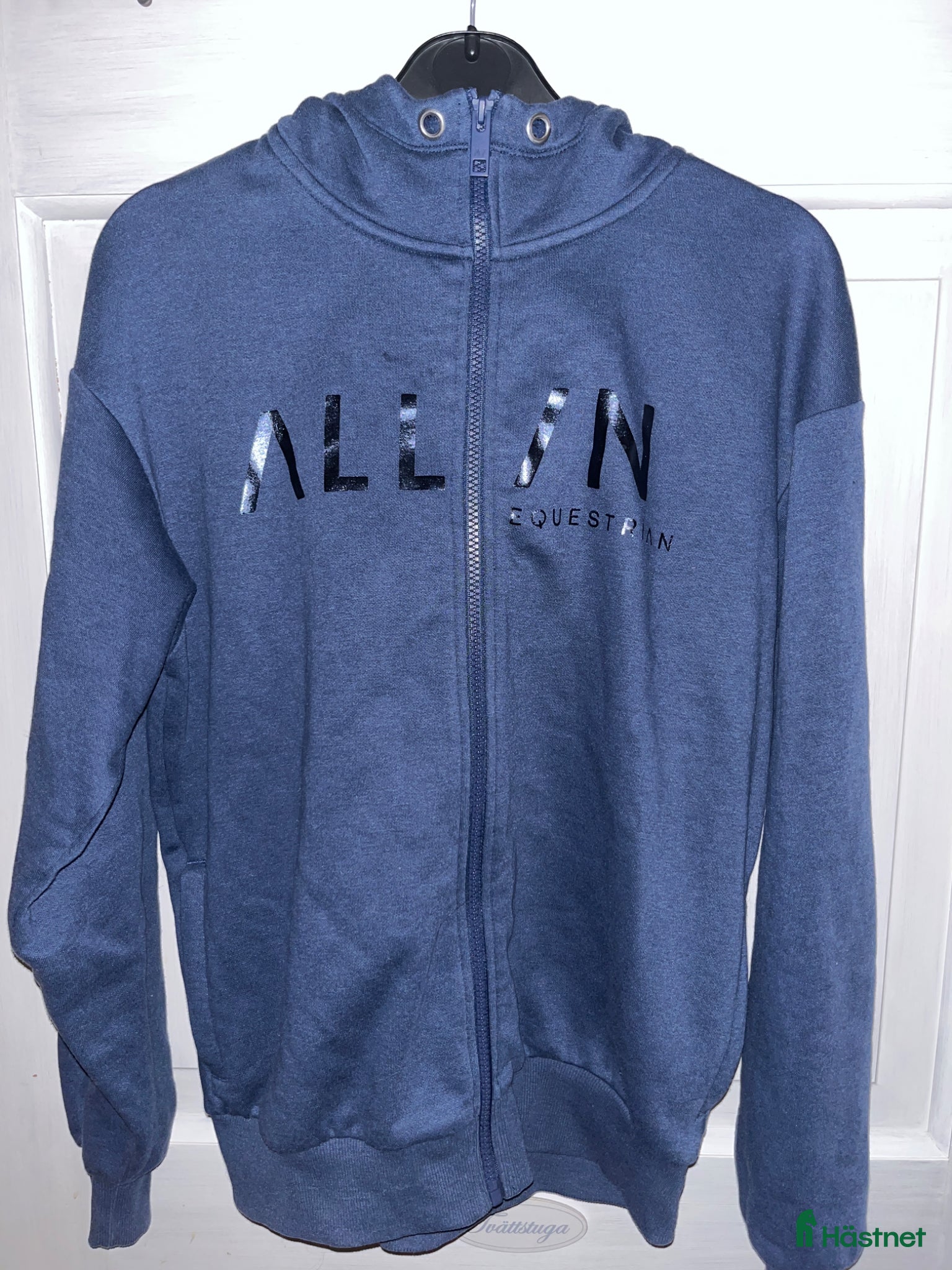 Övrigt Ridkläder ryttarutrustning till salu: All in equestrian hoodie - Annons 5