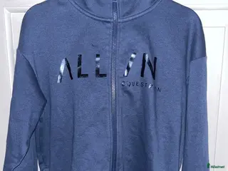 Övrigt Ridkläder ryttarutrustning till salu: All in equestrian hoodie - Annons 5