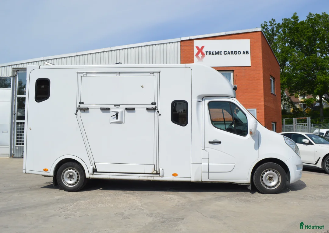 Hästlastbilar  fordon & transport till salu: Horsepartner 2019 5-sits Bominredning - Annons 1