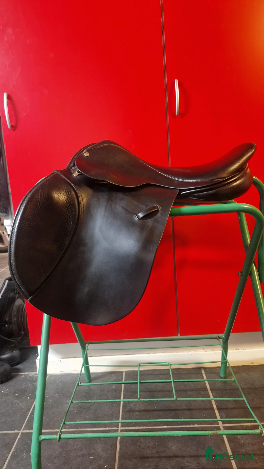 Sadlar hästutrustning till salu: ClinCher i Vännäs - Annons 1