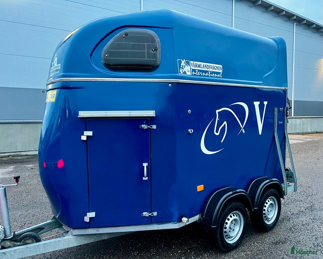 Hästtransporter  fordon & transport till salu: Värmlandsvagnen international ( Helg erbjudande! ) i Västerås - Annons 2