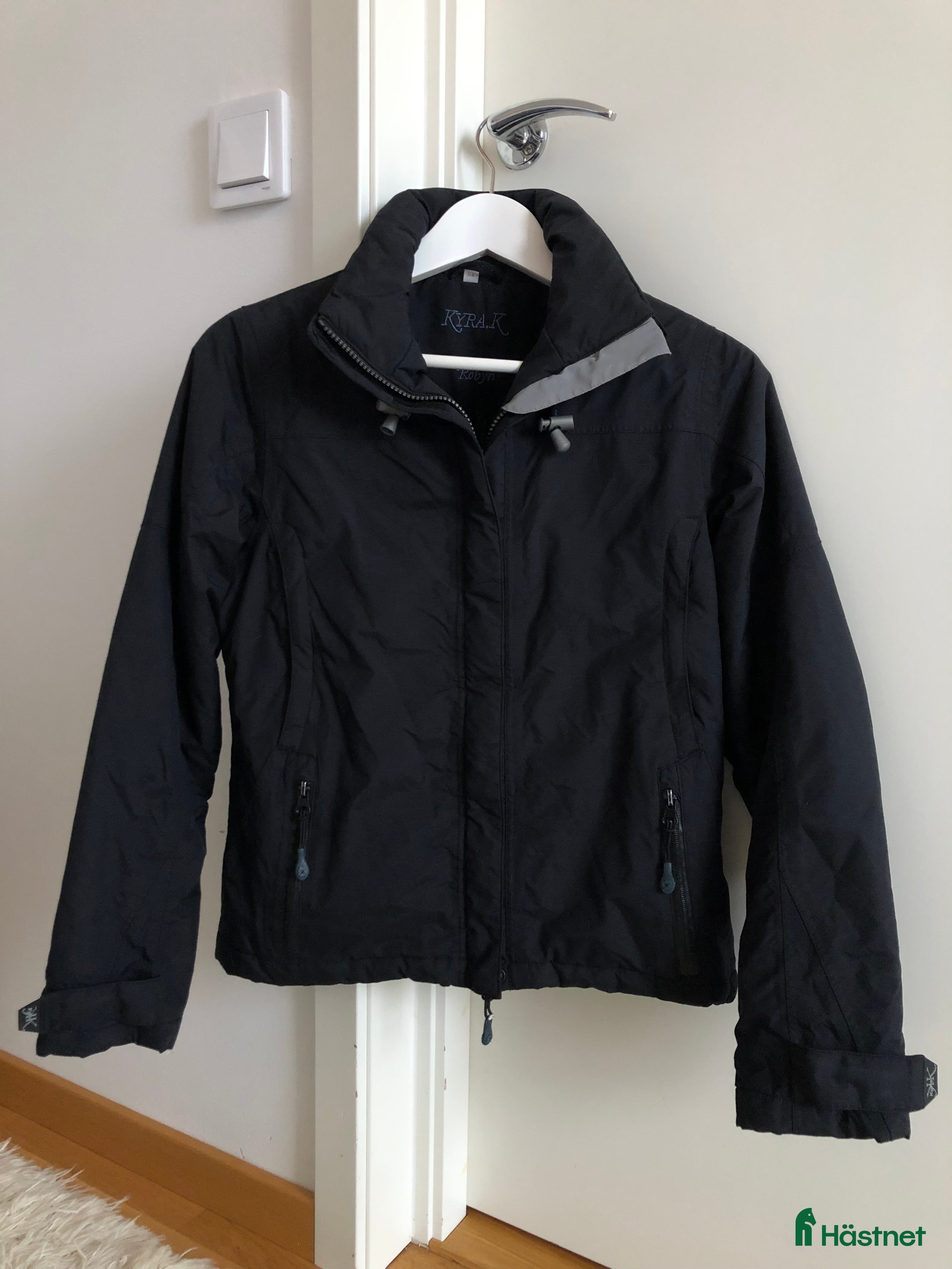 Jackor & Kavajer ryttarutrustning till salu: Kyra K vinterjacka, XS i Lund - Annons 6
