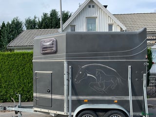 Hästtransporter fordon & transport till salu: Christ Comet - superfint skick i Norrköping - Annons 3