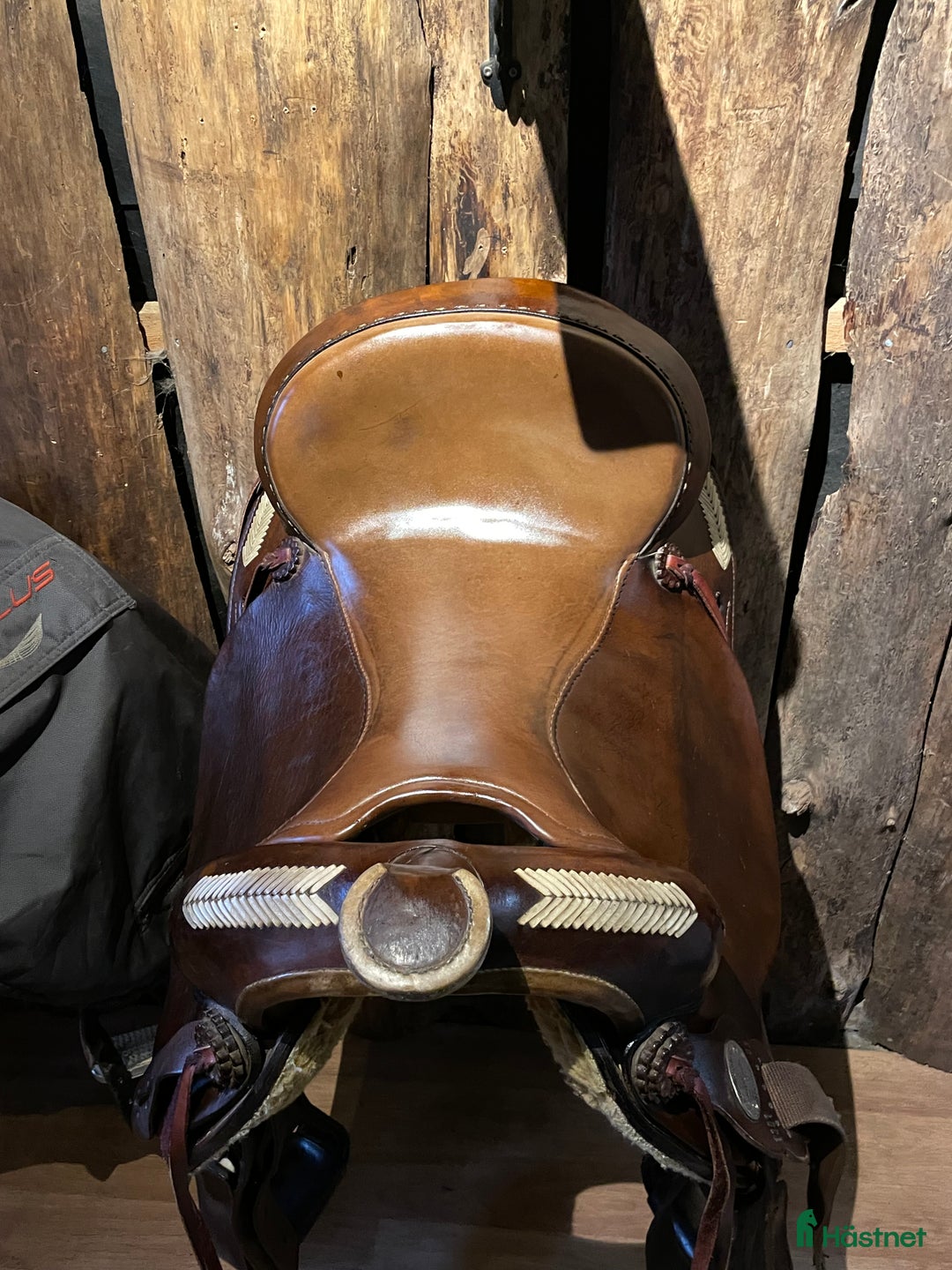 Sadlar hästutrustning till salu: Western sadel i Markaryd - Annons 2