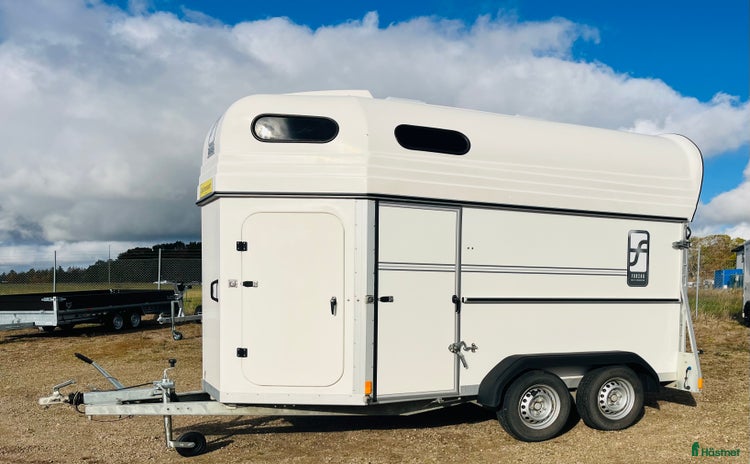 Hästtransporter  fordon & transport till salu i Klippan - Annons 3