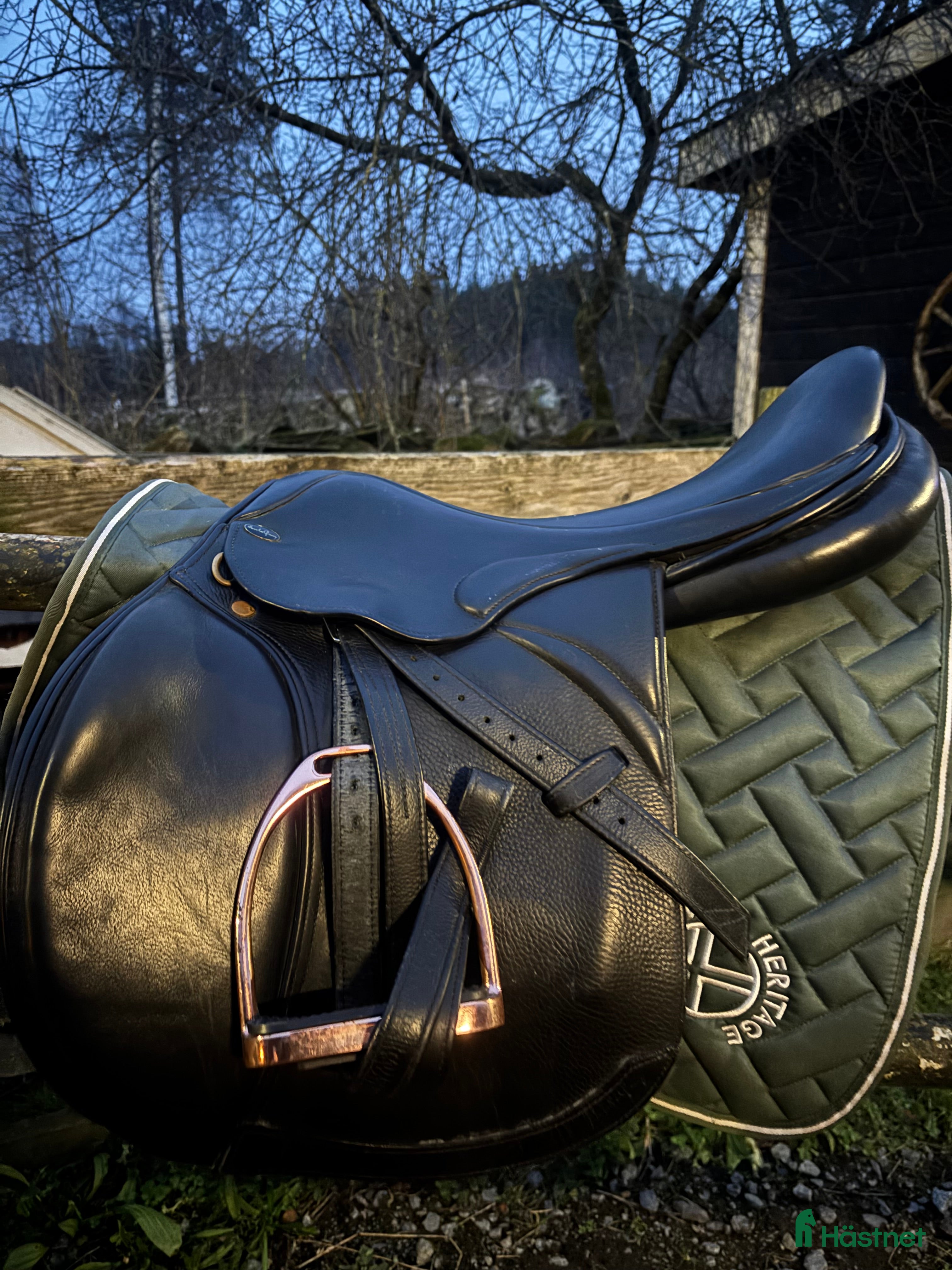 Sadlar hästutrustning Santa Cruz hoppsadel  i Braås - Annons 5