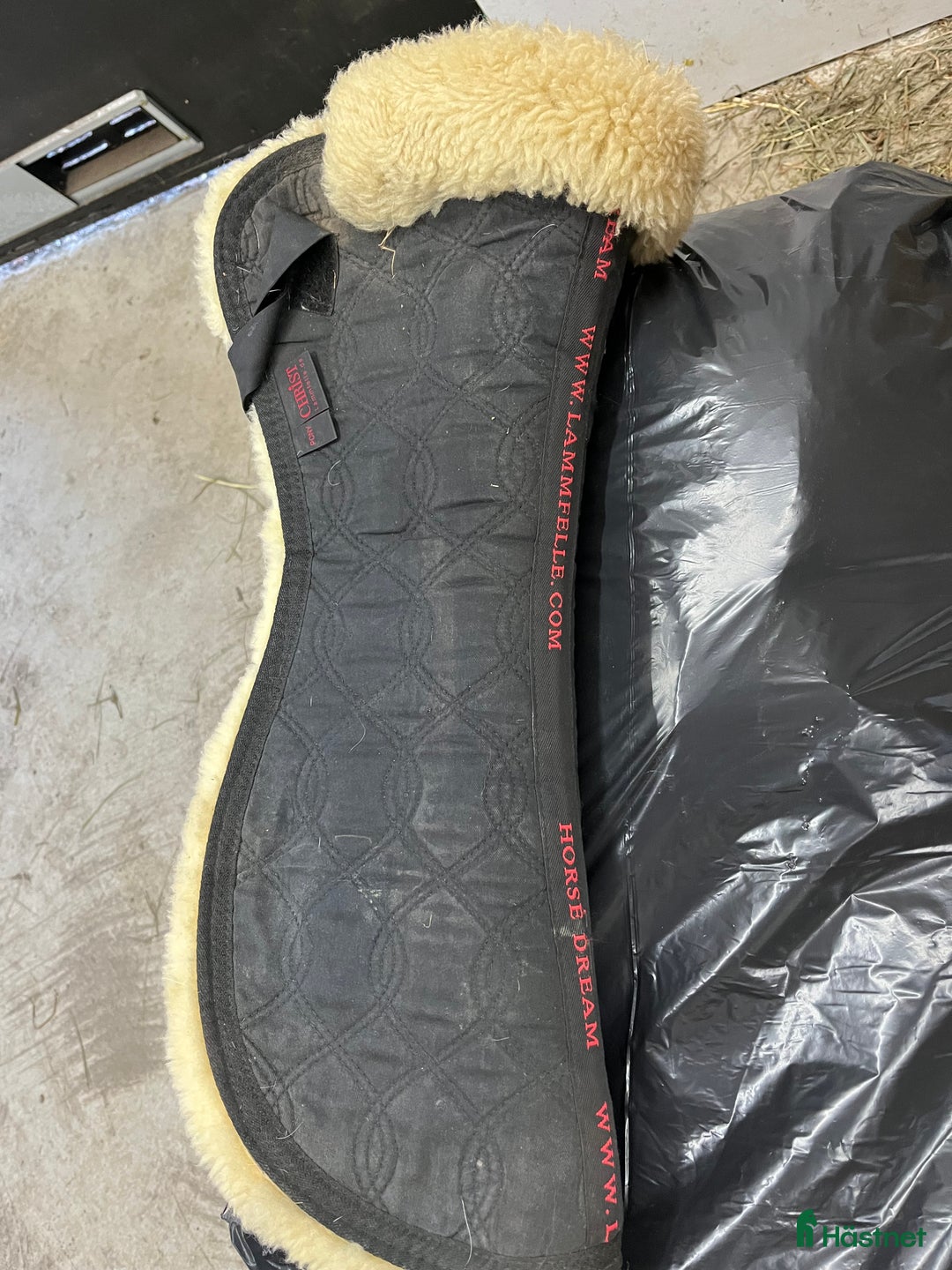 Sadeltillbehör hästutrustning till salu: Christ fårskinns pad i Tystberga - Annons 2