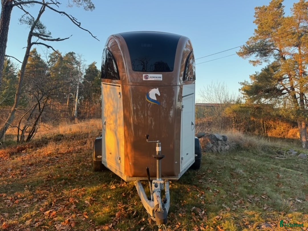 Hästtransporter  fordon & transport till salu: Hästransport  i Kinnarumma - Annons 2