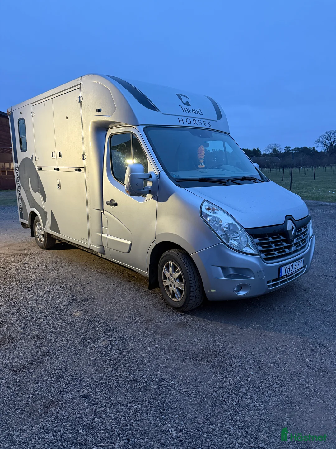 Hästlastbilar  fordon & transport till salu: B korts hästlastbil med hög lastvikt i Blentarp - Annons 1