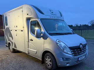 Hästlastbilar fordon & transport till salu: B korts hästlastbil med hög lastvikt i Blentarp - Annons 1