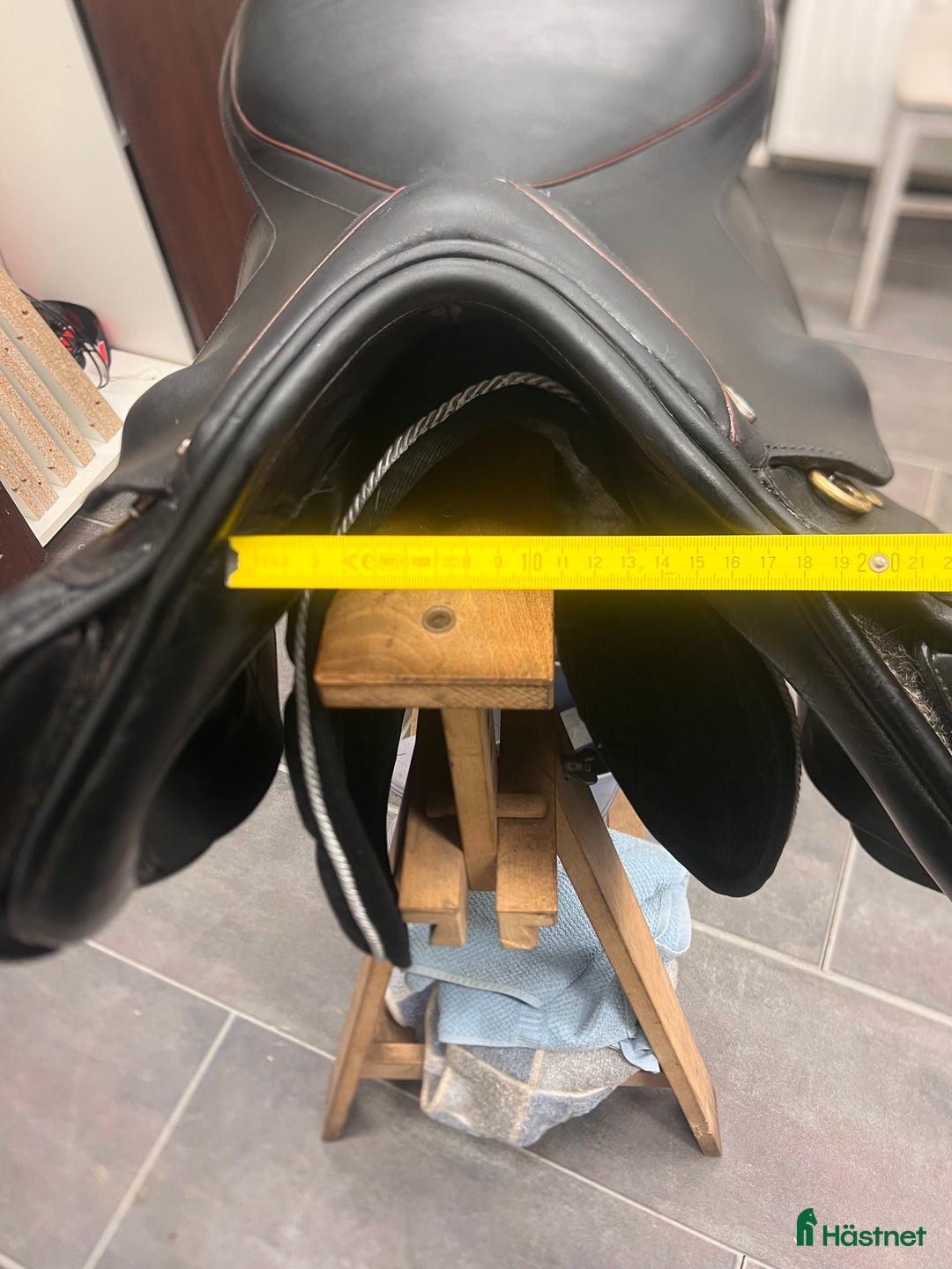 Sadlar hästutrustning till salu: Celine hoppsadel  i Jordbro - Annons 3