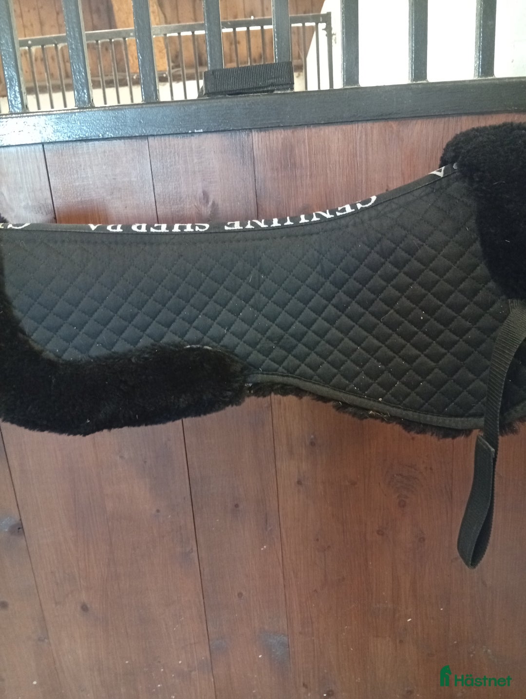 Övrig Hästutrustning hästutrustning till salu: Fårskinns pad  i Heberg - Annons 2