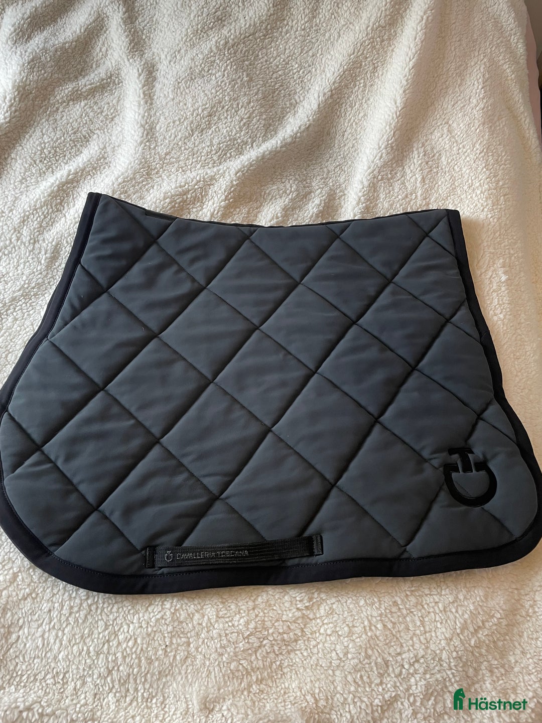 Schabrak & Vojlockar hästutrustning till salu: Fint Ct schabrak strl full 🦄 i Landskrona - Annons 1