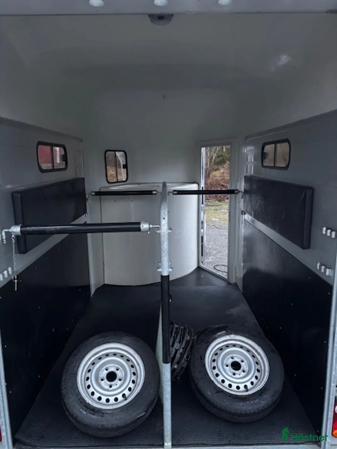 Hästtransporter  fordon & transport till salu: Nyinkommen Gold 3-2020 i Tungelsta - Annons 4