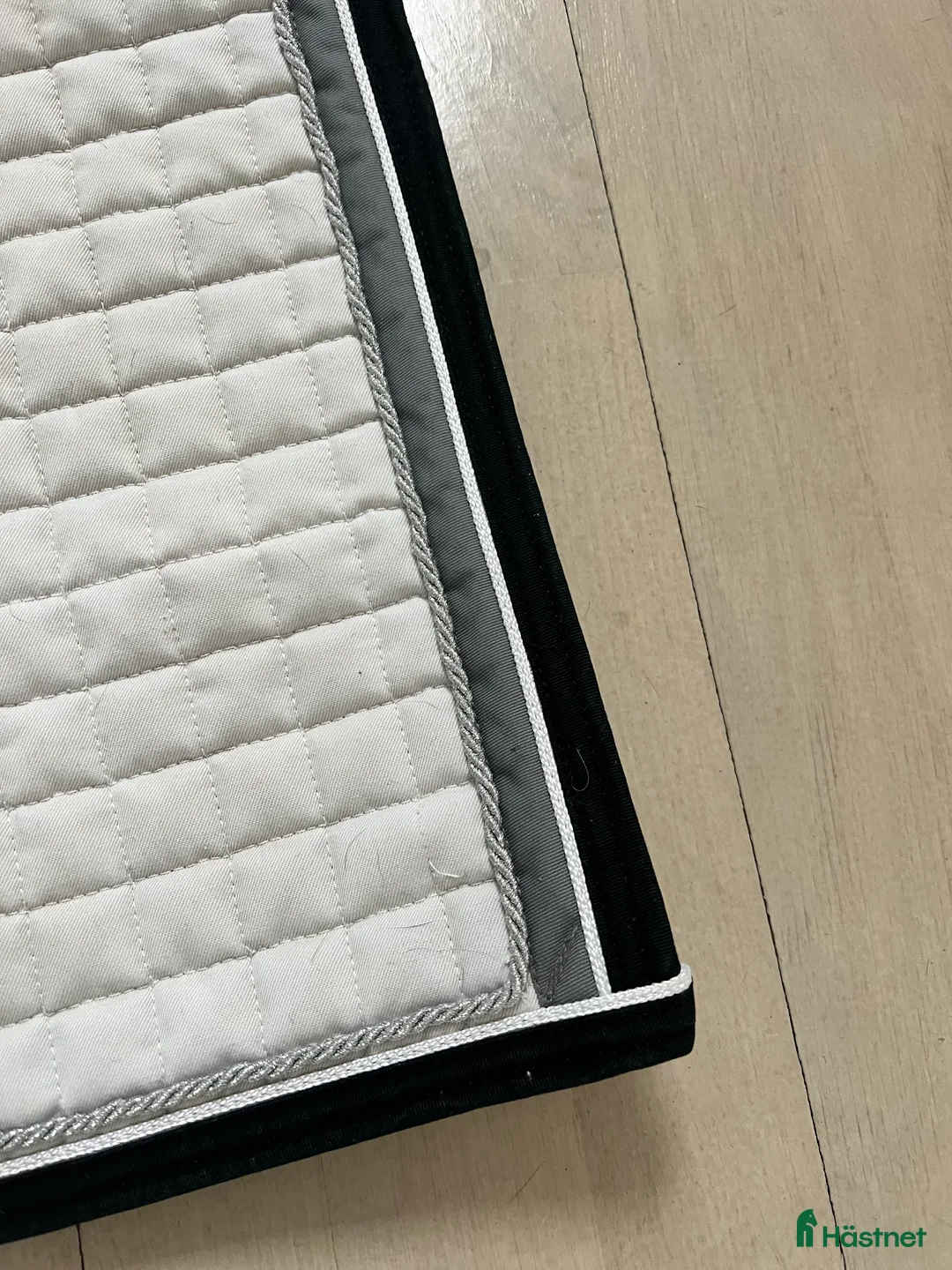 Schabrak & Vojlockar hästutrustning till salu: Fina dressyrschabralk - Annons 4