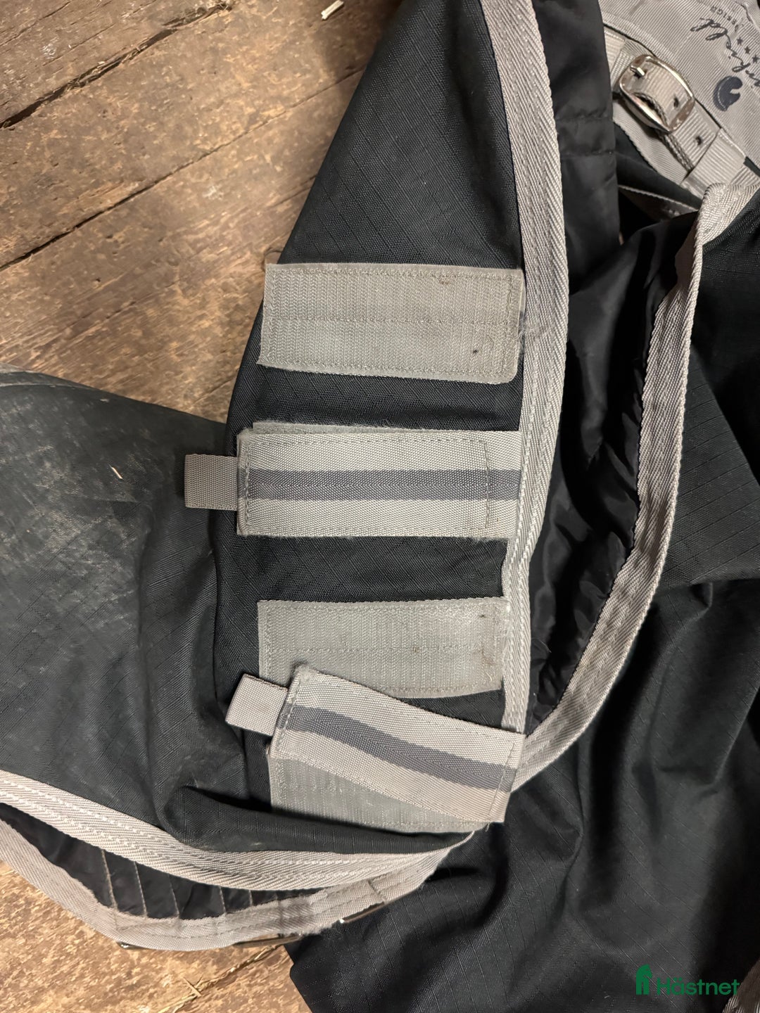 Täcken hästutrustning till salu: Halstäcke 155 i Falun - Annons 2